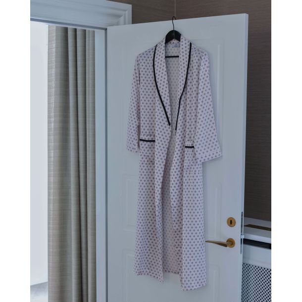 AMAZING DREAMS WRAP ME SILKY KIMONO  LYSER�D