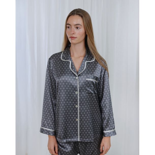 IN LUXURY PYJAMAS  S�LVGR�