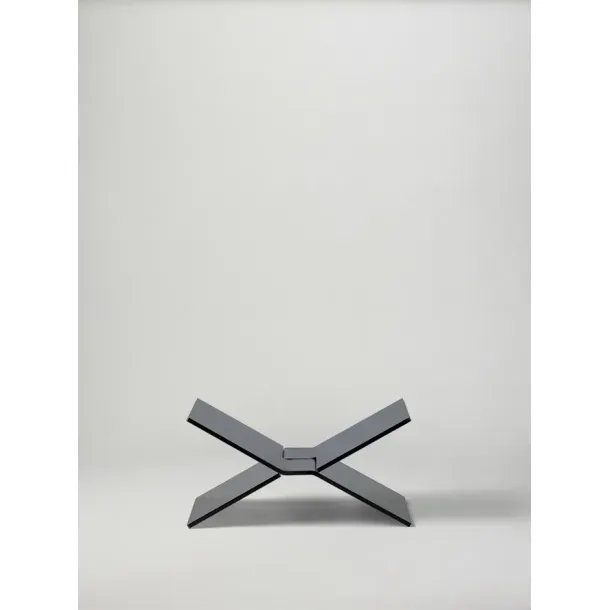 NM BOOKSTAND X SMOKED