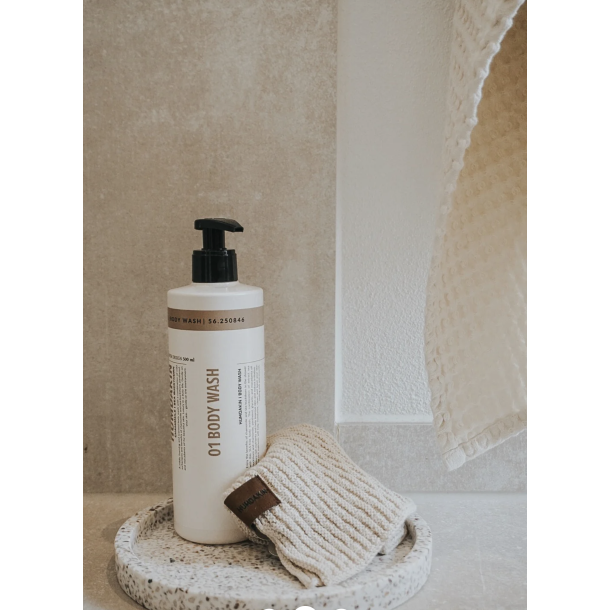 Humdakin - Body Wash - Chamomile And Sea Buckthorn - 500 ml.