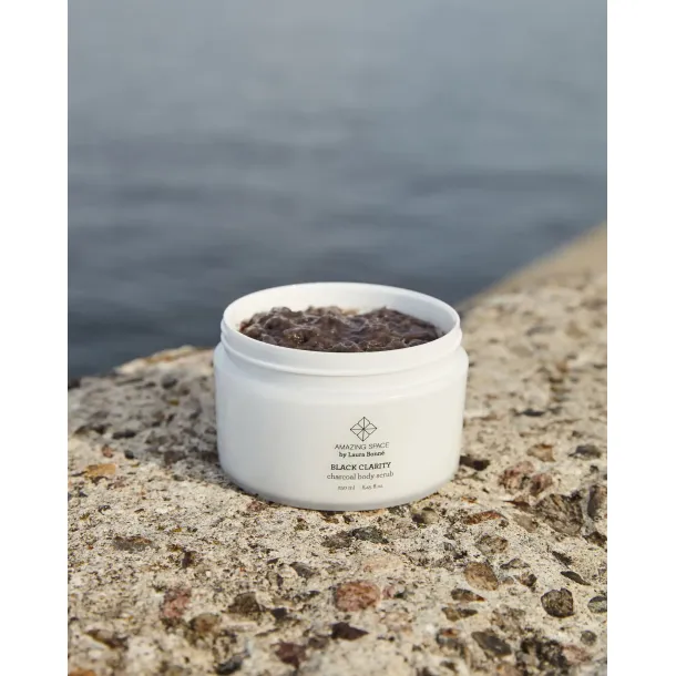 BLACK CLARITY  CHARCOAL BODY SCRUB (250ML)