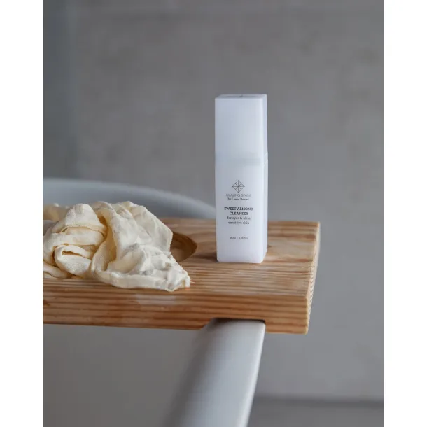 SWEET ALMOND CLEANSER - FOR EYES & ULTRA SENSITIVE SKIN (35ML)