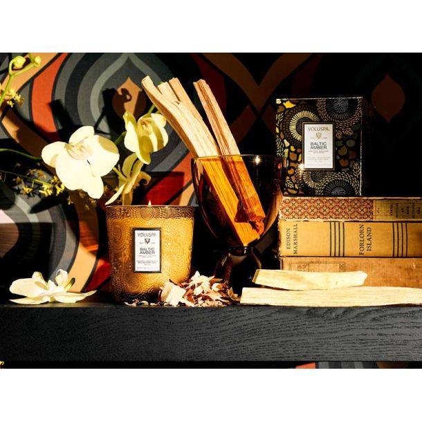 BALTIC AMBER BOXED CANDLE